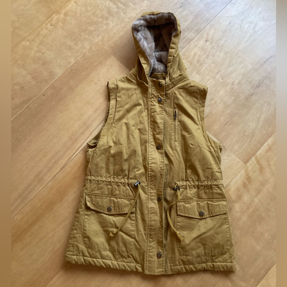 Love Tree Utility Vest Faux Fur Lining Mustard Yellow Women's Size M
